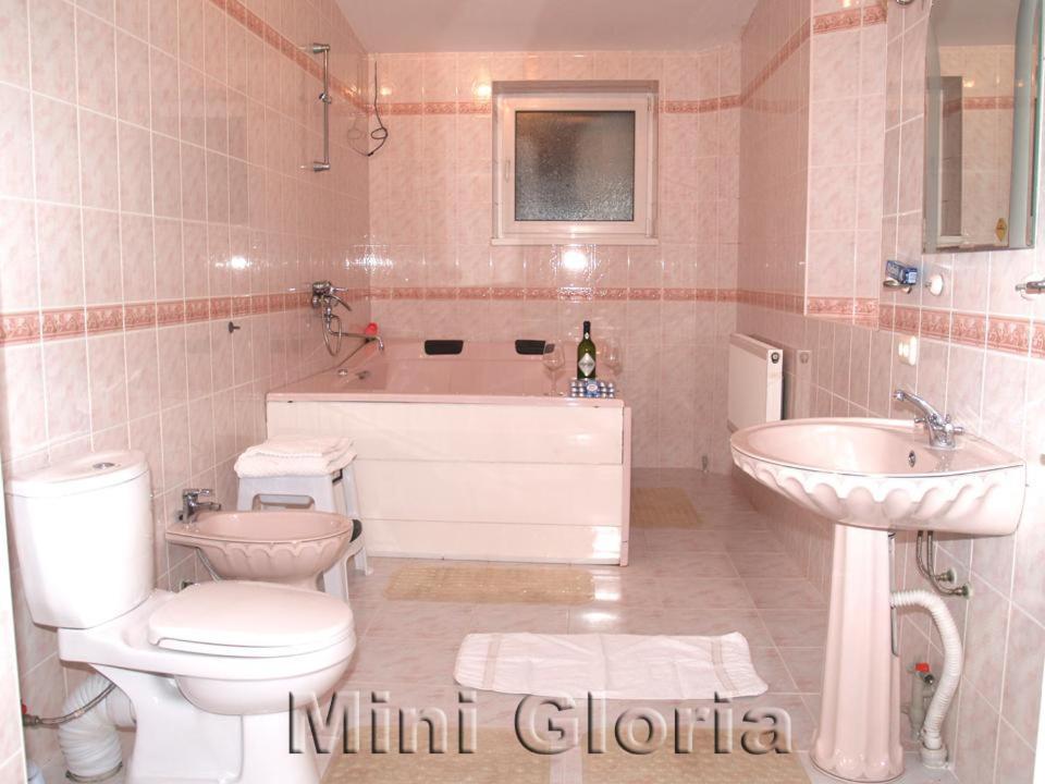 Gloria Mini-Hotel Кишинёв Экстерьер фото